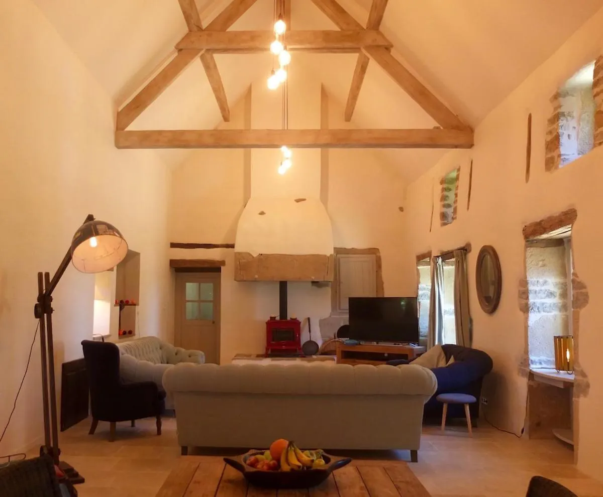 וילה Puylagarde Stunning French Farmhouse צרפת